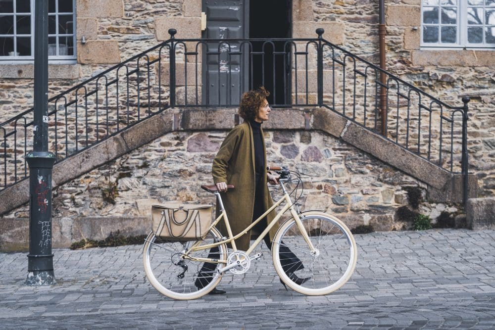 sacoche vélo étincelle beige, féminine et urbaine, élégante